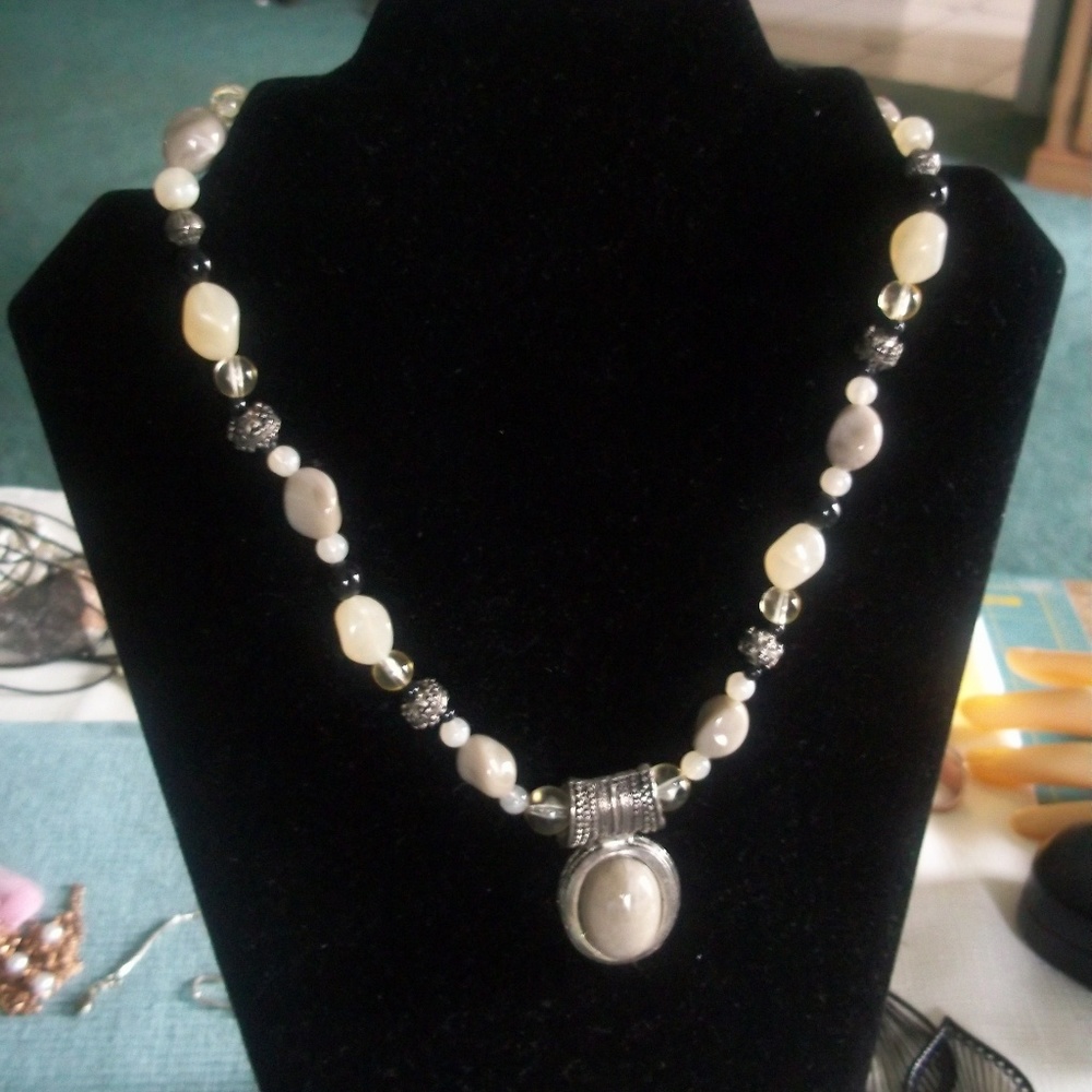 Pewter Taupe Sand Black Beaded Pendant Necklace